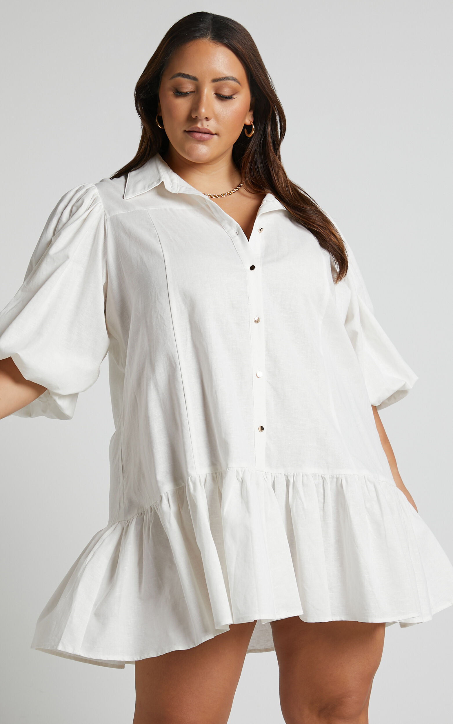 Louis Vuitton Trumpet Print Bib Shirt Dress White. Size 36