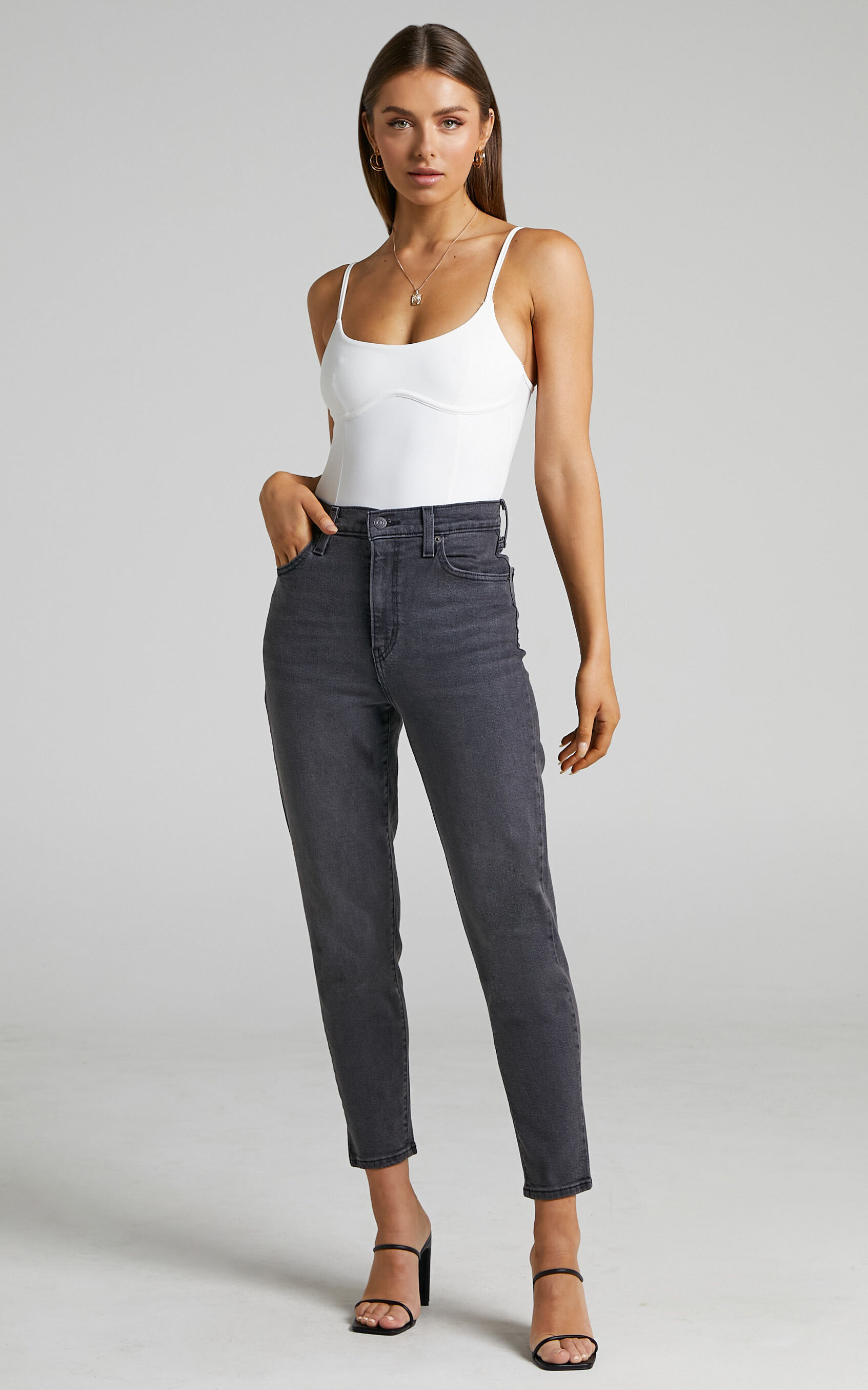 levi stretch mom jeans