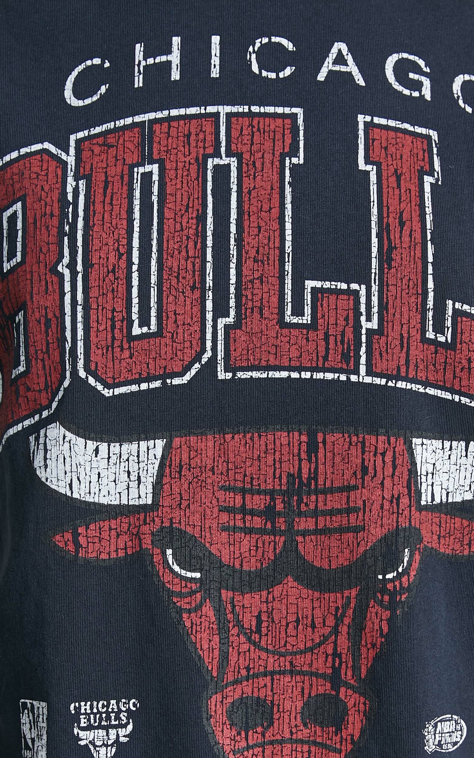 Mitchell & Ness Chicago Bulls Heritage Tee – DTLR