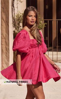 Amalie The Label - Emerita Linen Blend Sweetheart Twist Front Tie Back Midi  Dress in Valencia Floral