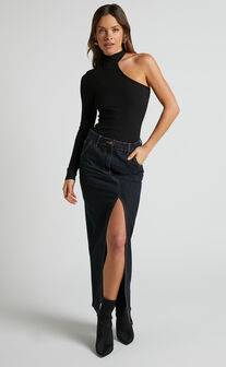 Jairlee Bodysuit - Plunge Neck Faux Wrap Front Bodysuit in Black