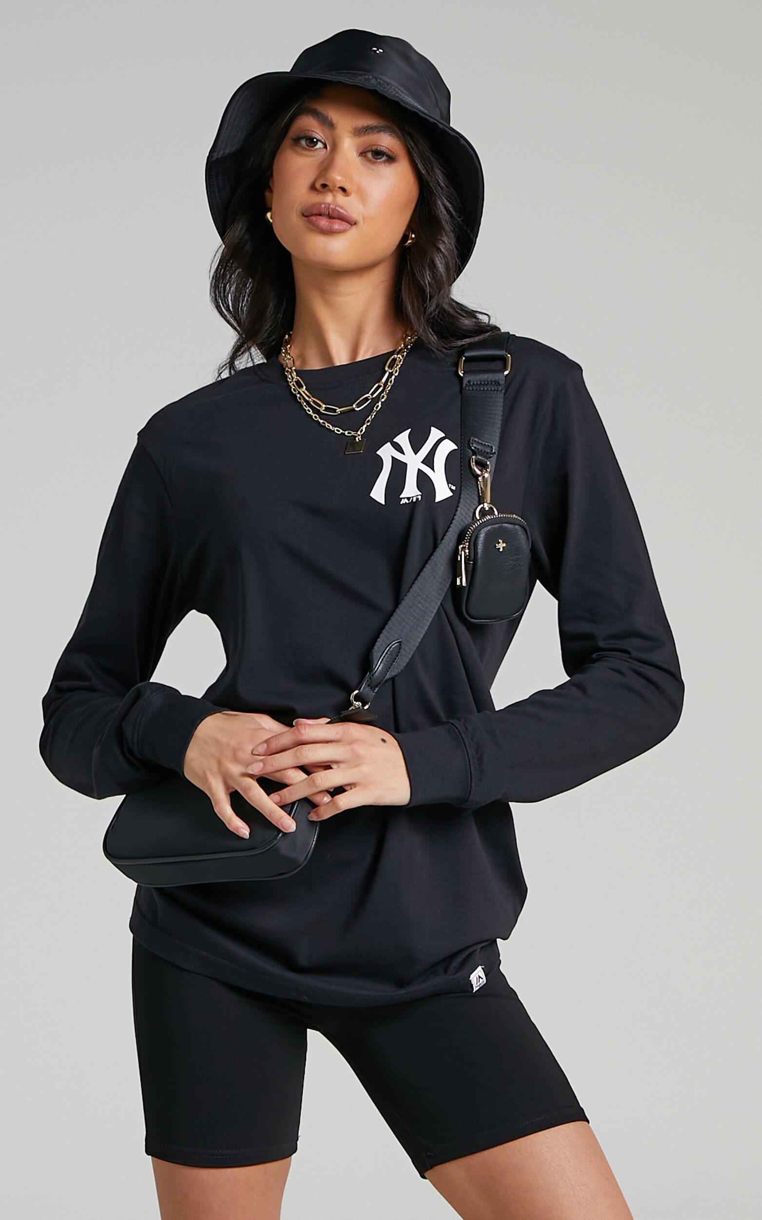 Majestic - Yankees Levare Long Sleeve Tee in Black