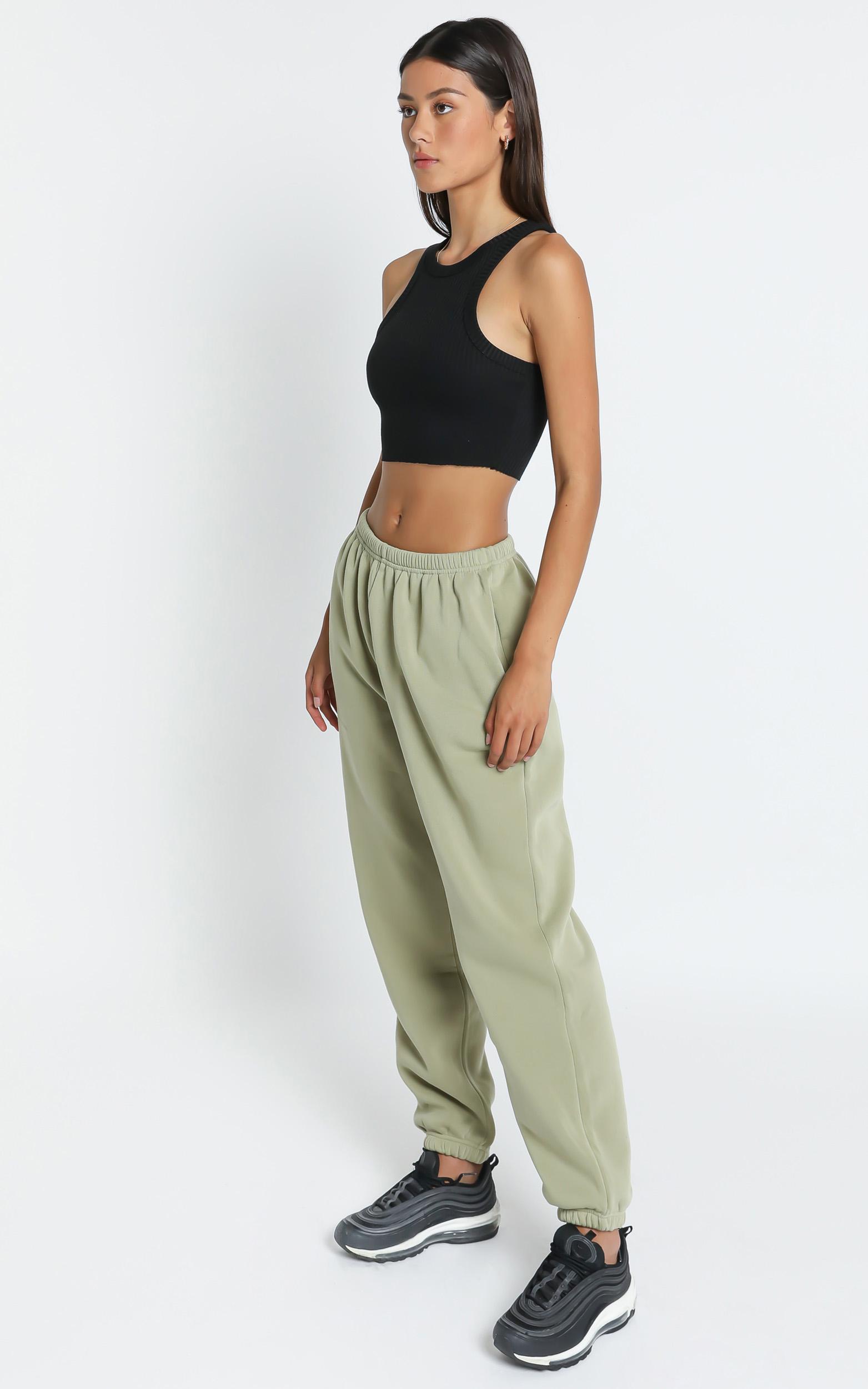 lioness green pants