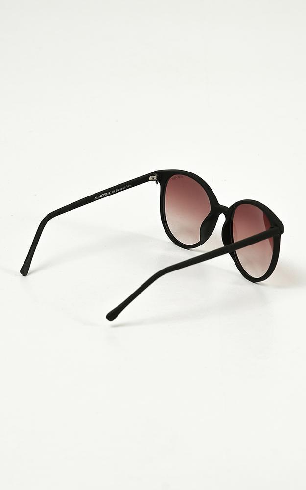 MinkPink - Brightside Sunglasses In Black Rubber | Showpo USA