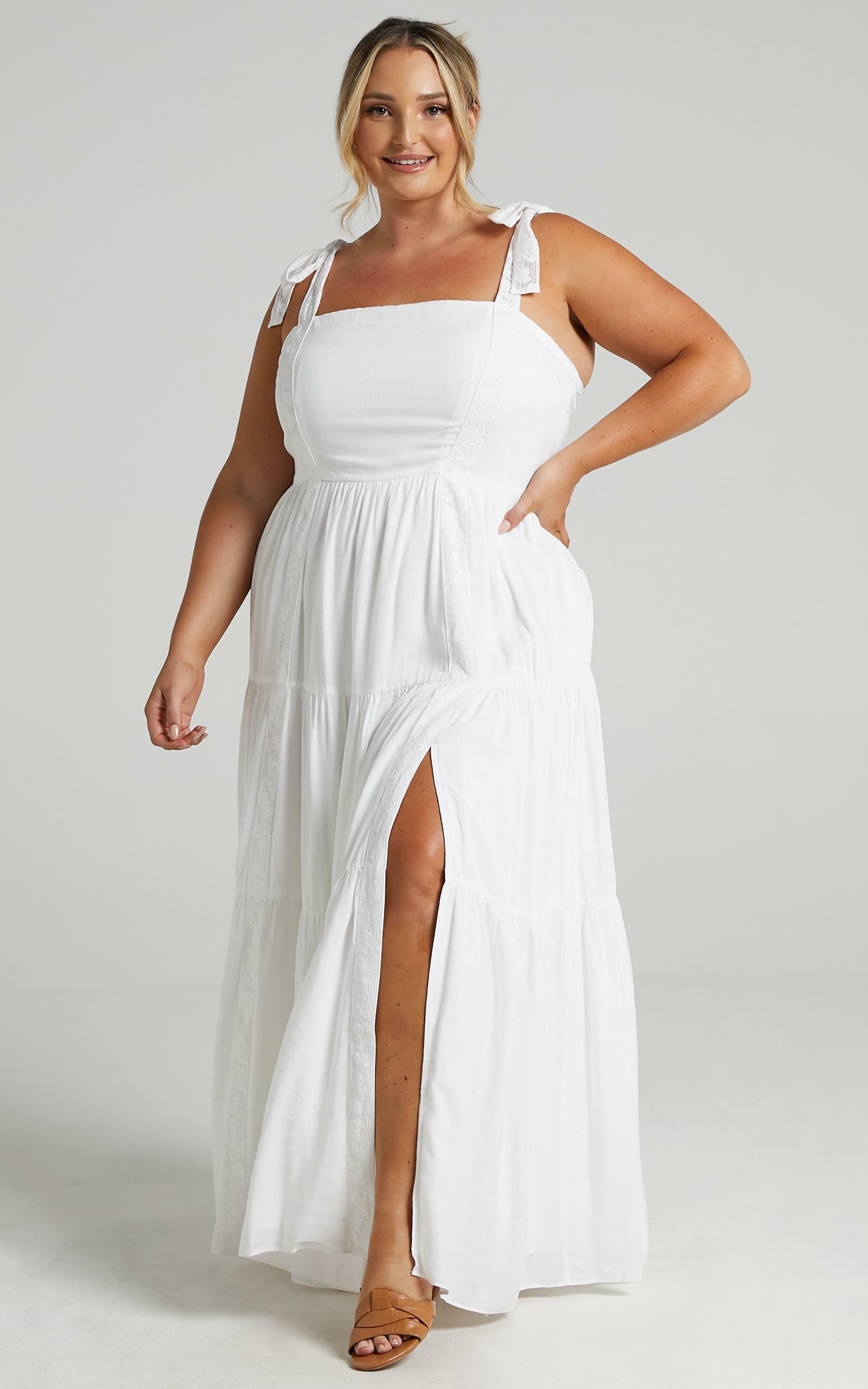 Opmærksom Forud type Samtykke Afternoon Stroll Split Maxi Dress in White | Showpo USA