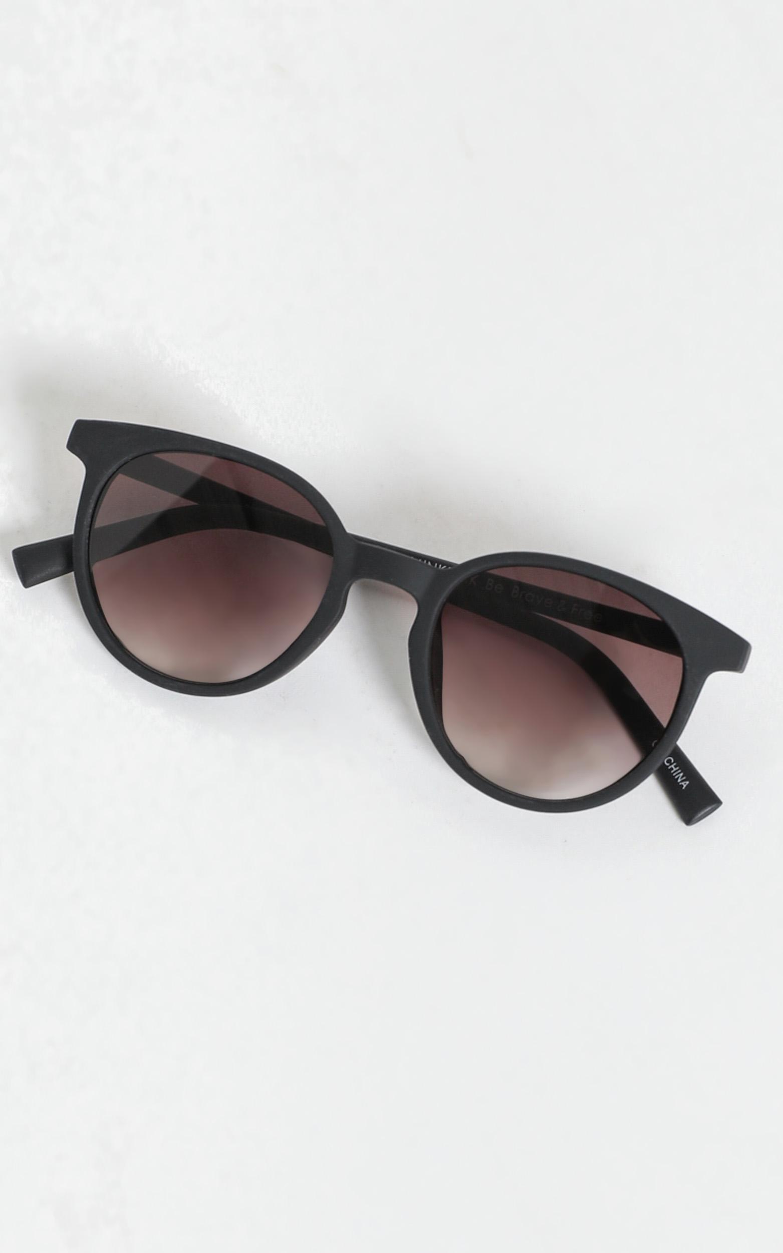 minkpink be brave and free sunglasses