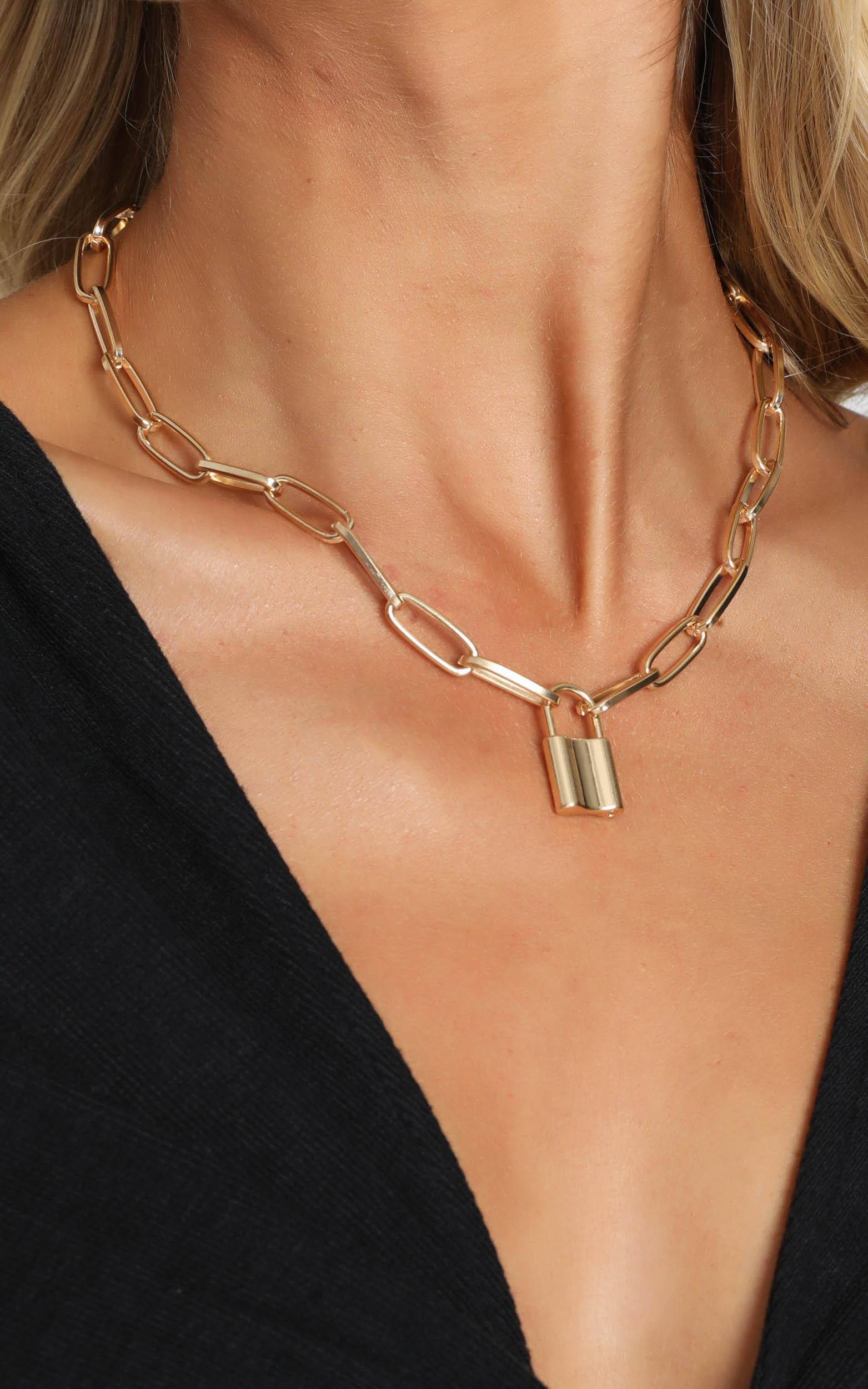 locked heart necklace