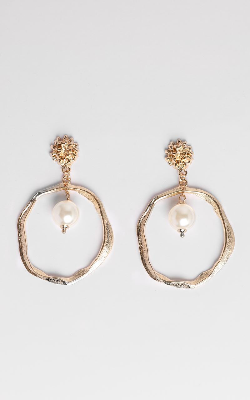 JT Luxe - Eternal Allure Drop Pearl Earrings in Gold | Showpo NZ