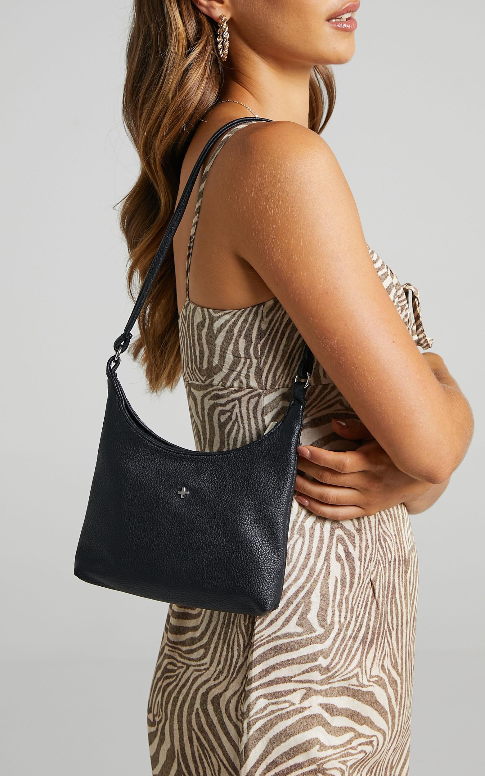 peta and jain piper bolsa black pebble